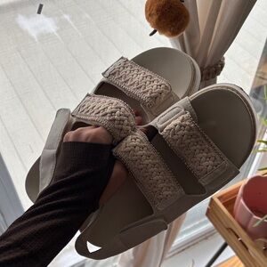 American Eagle Outfitters Tan Woven Sandals